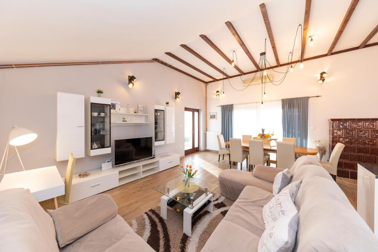 Apartman Lana Biograd Na Moru Εξωτερικό φωτογραφία