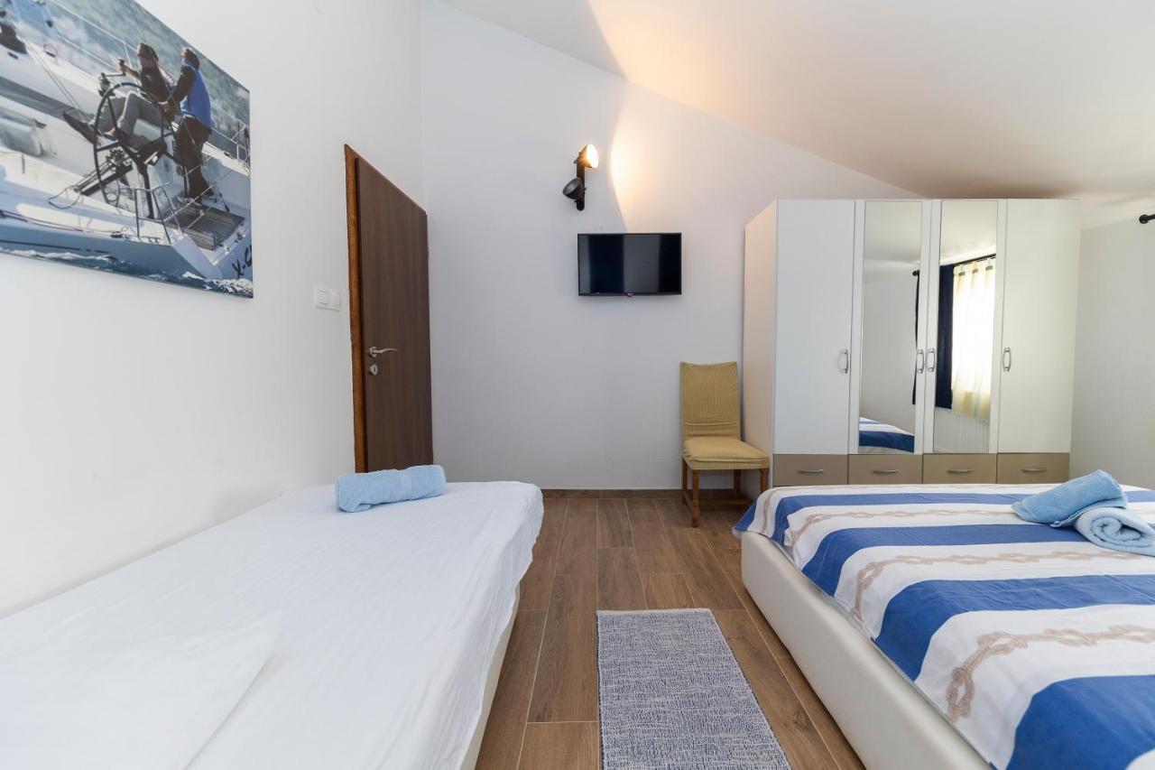 Apartman Lana Biograd Na Moru Εξωτερικό φωτογραφία