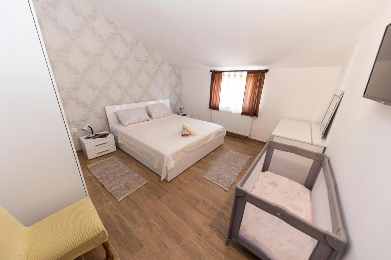 Apartman Lana Biograd Na Moru Εξωτερικό φωτογραφία