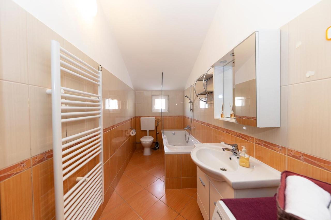 Apartman Lana Biograd Na Moru Εξωτερικό φωτογραφία