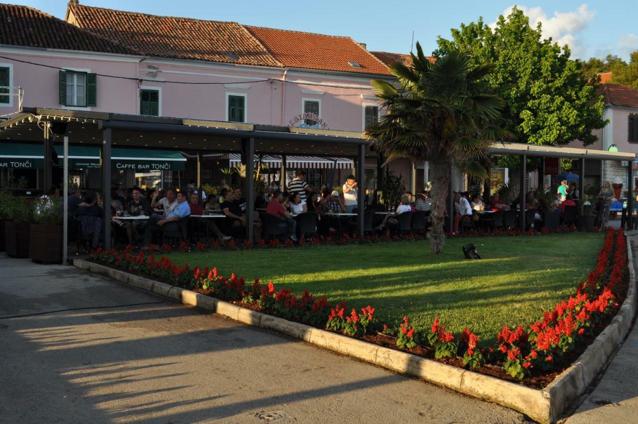 Apartman Lana Biograd Na Moru Εξωτερικό φωτογραφία